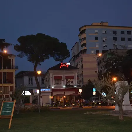 فندق Jolly Center