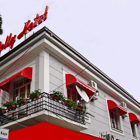 Jolly Center فندق تيرانا